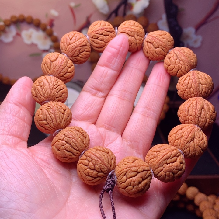 桃核手串龙纹桃核5