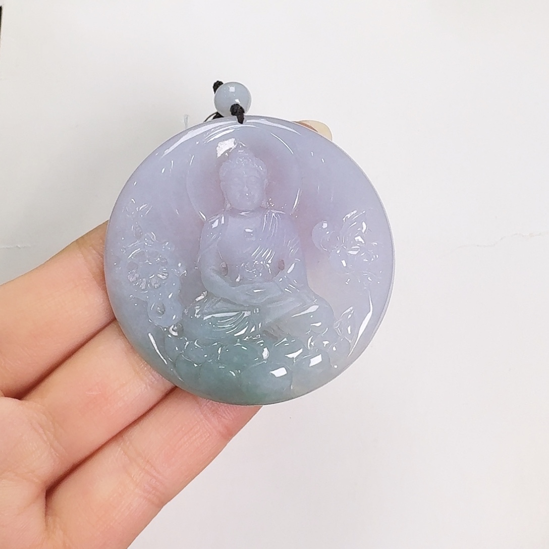 翡翠颈饰未镶嵌大日如来