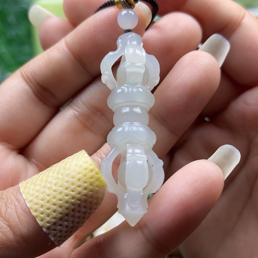 和田玉吊坠未镶嵌