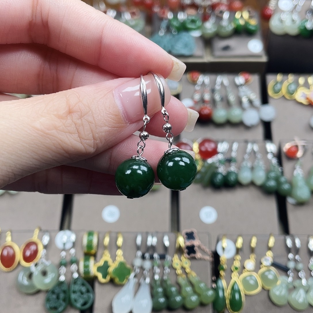 和田玉银S925镶嵌耳饰