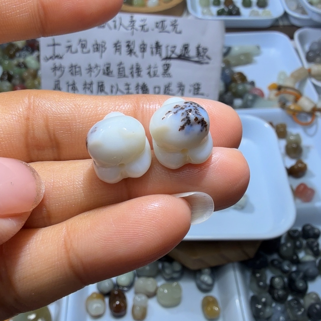 和田玉未镶嵌珠宝奇石