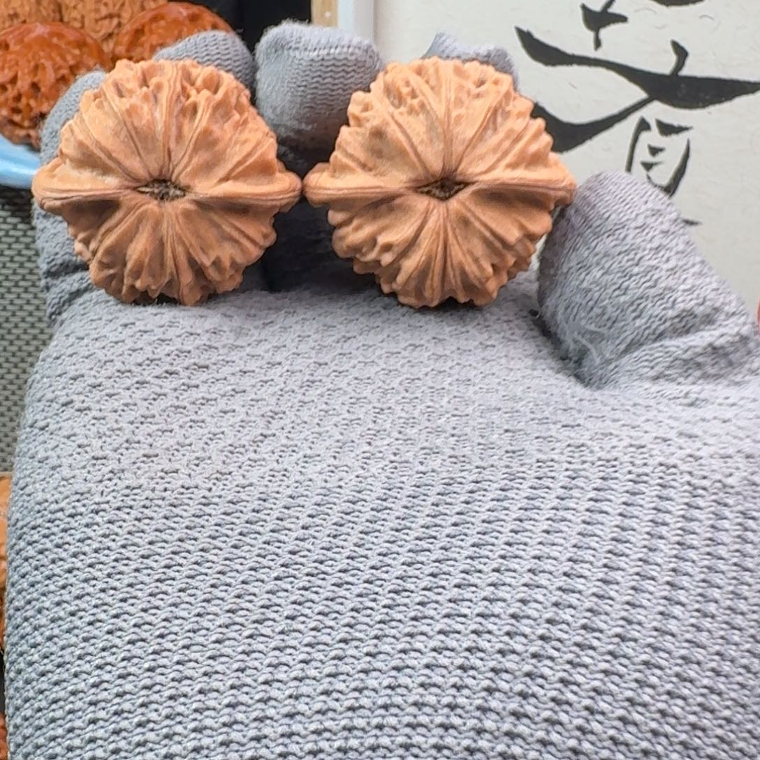 『***』文玩核桃吊坠3915苹果