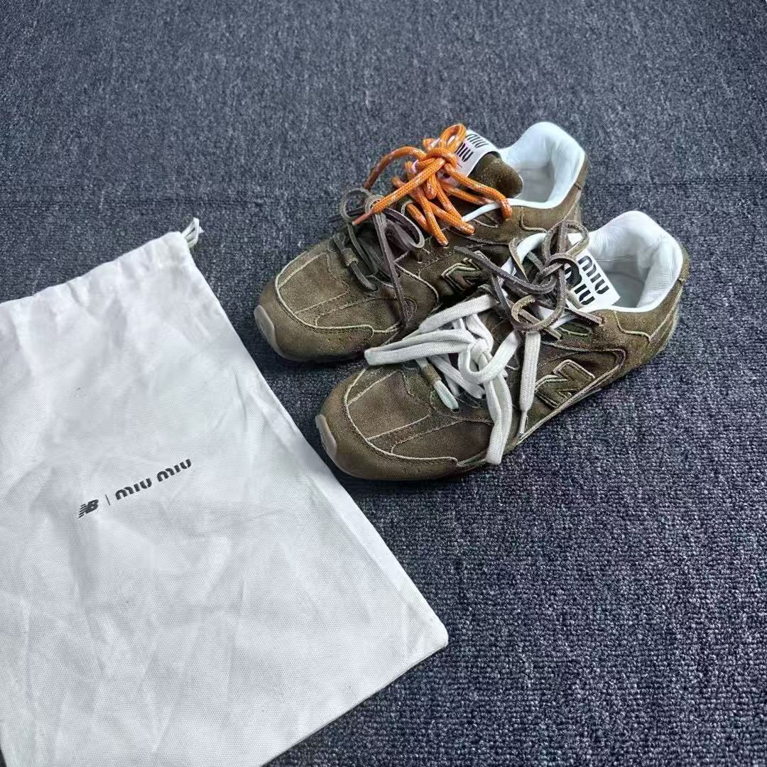 99新 MIU MIU/缪缪 /葡萄籽奢潮/24SS新款棕色德迅鞋/37码