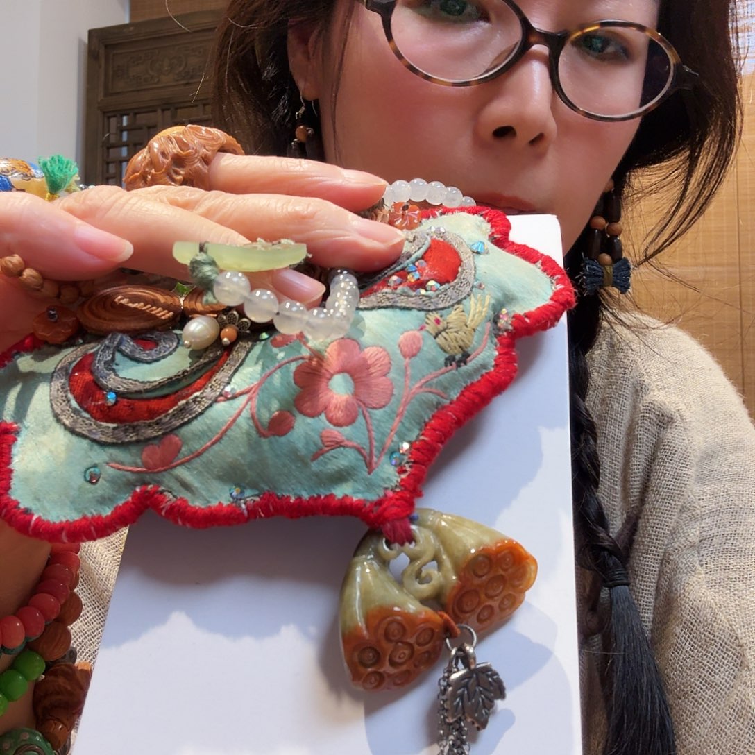 沐***风新年快乐，万事如意