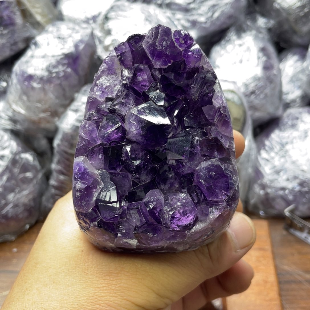 水晶未镶嵌大型摆件（非配饰）