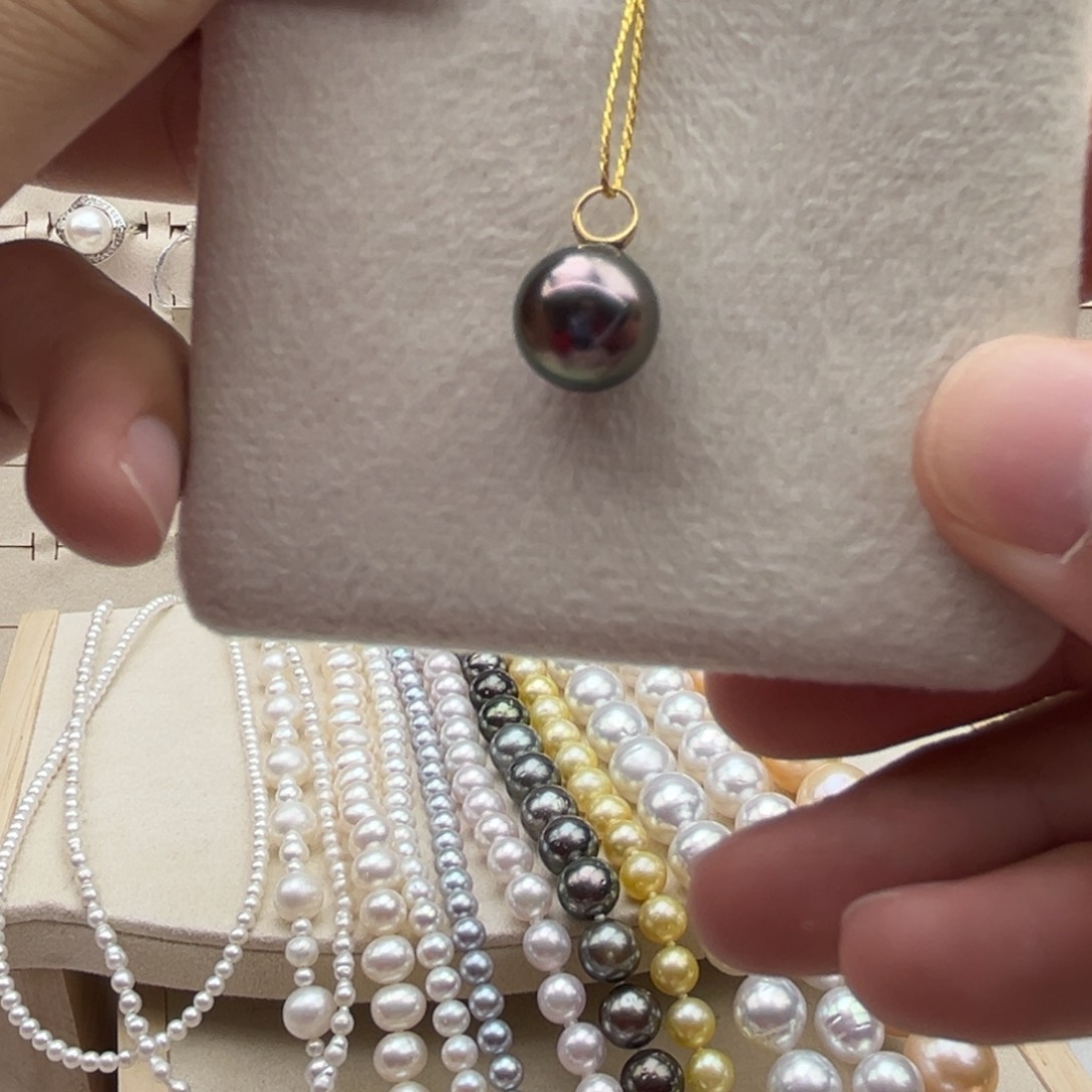 18K金镶嵌吊坠(不含链)海水珍珠10.4mm大溪地45号