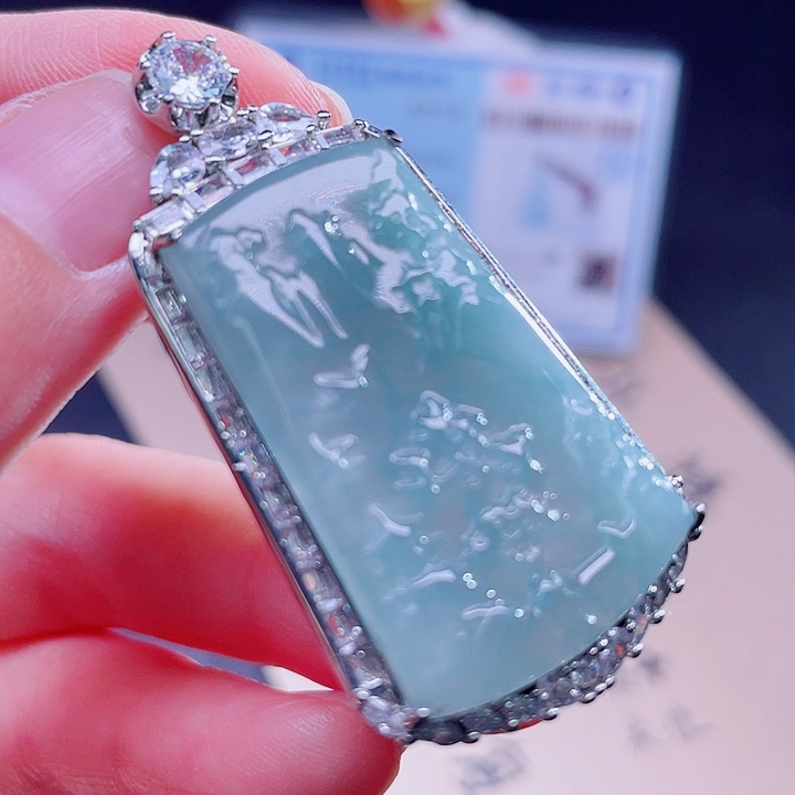 翡翠未镶嵌吊坠(不含链)