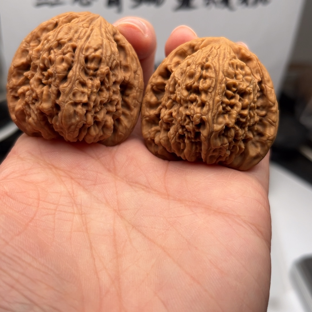 文玩核桃吊坠南疆39