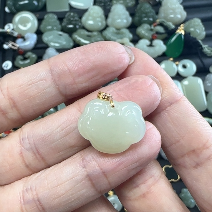 和田玉18K金镶嵌吊坠(不含链)