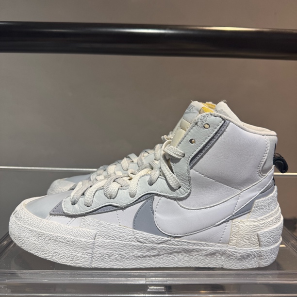 90新 MM6 44.5码 原盒 Sacai x Blazer 解构 中帮 板鞋 灰白