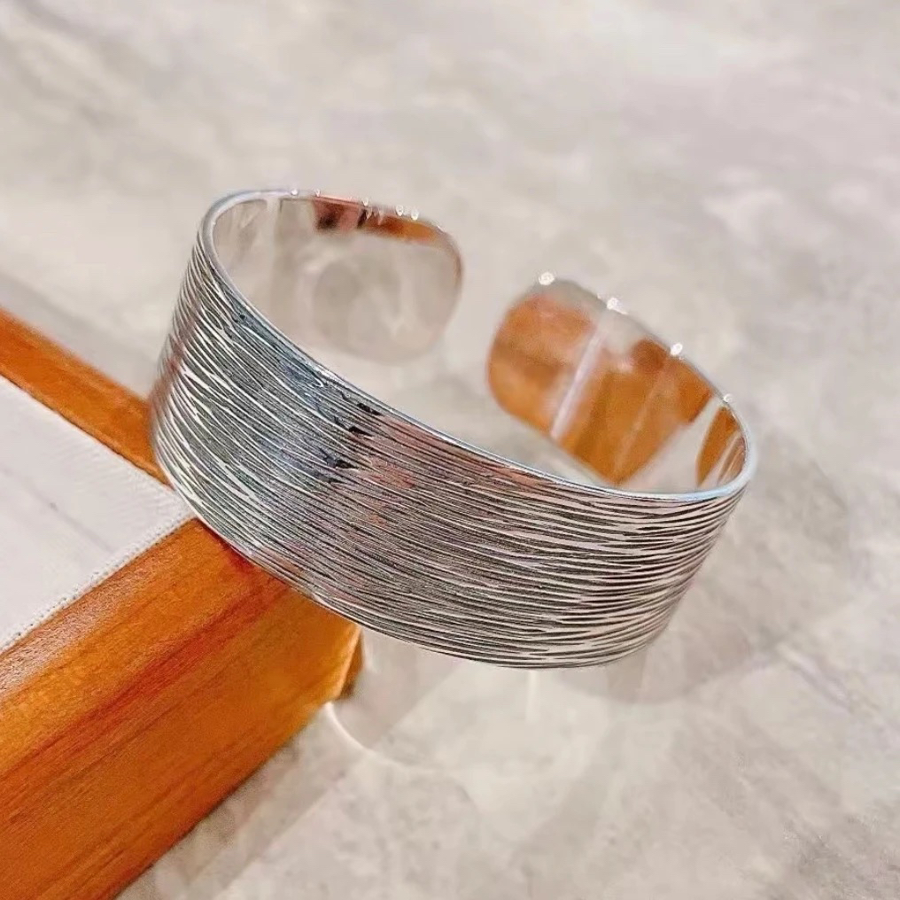 足银银制品 宽面水波纹手镯（定制不支持退款）