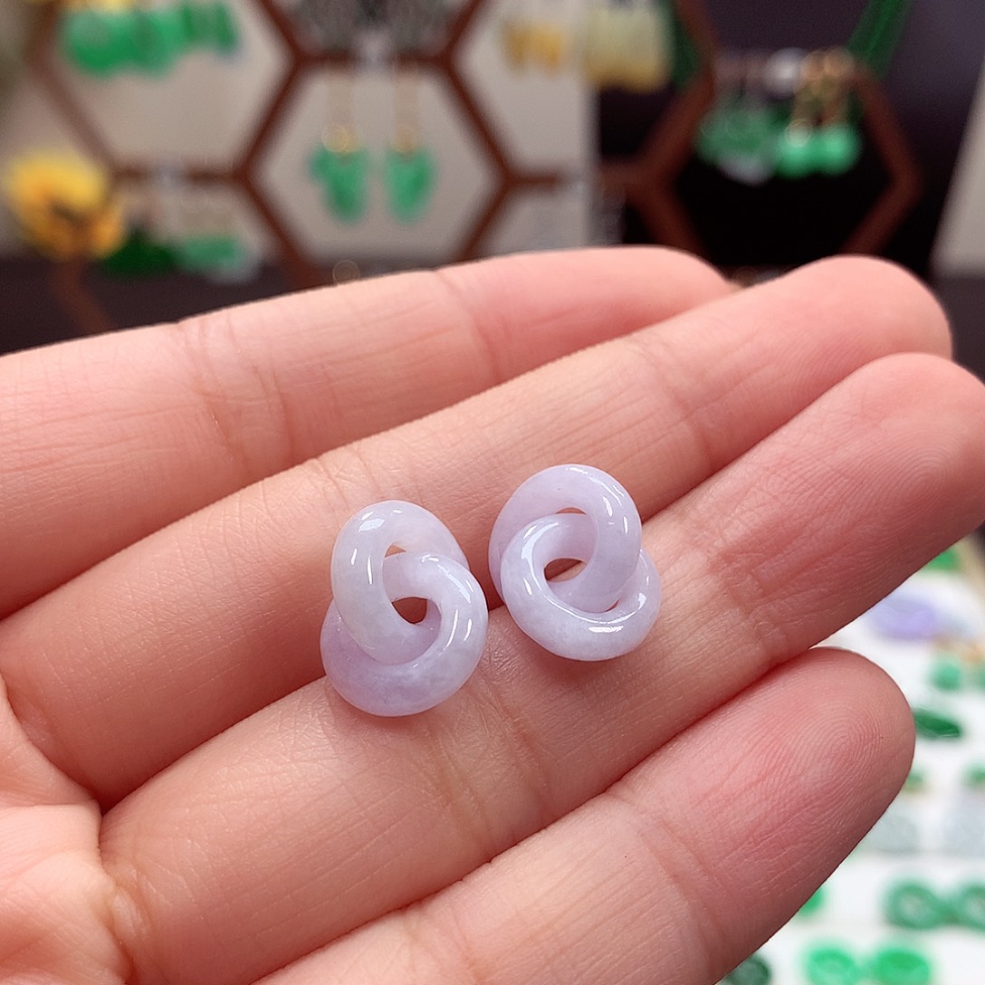 翡翠耳饰未镶嵌天然翡翠