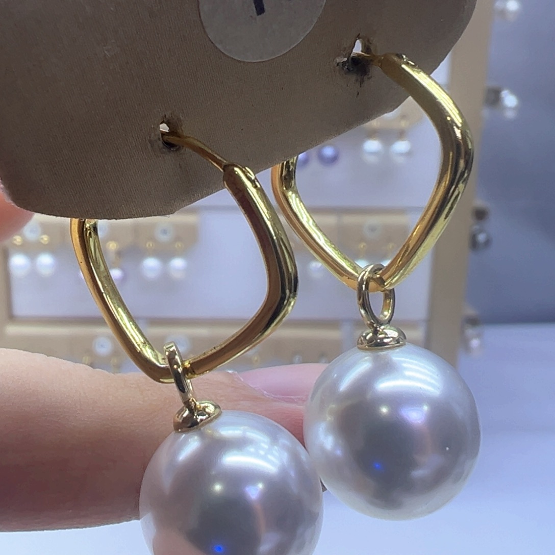 未镶嵌淡水珍珠耳饰
