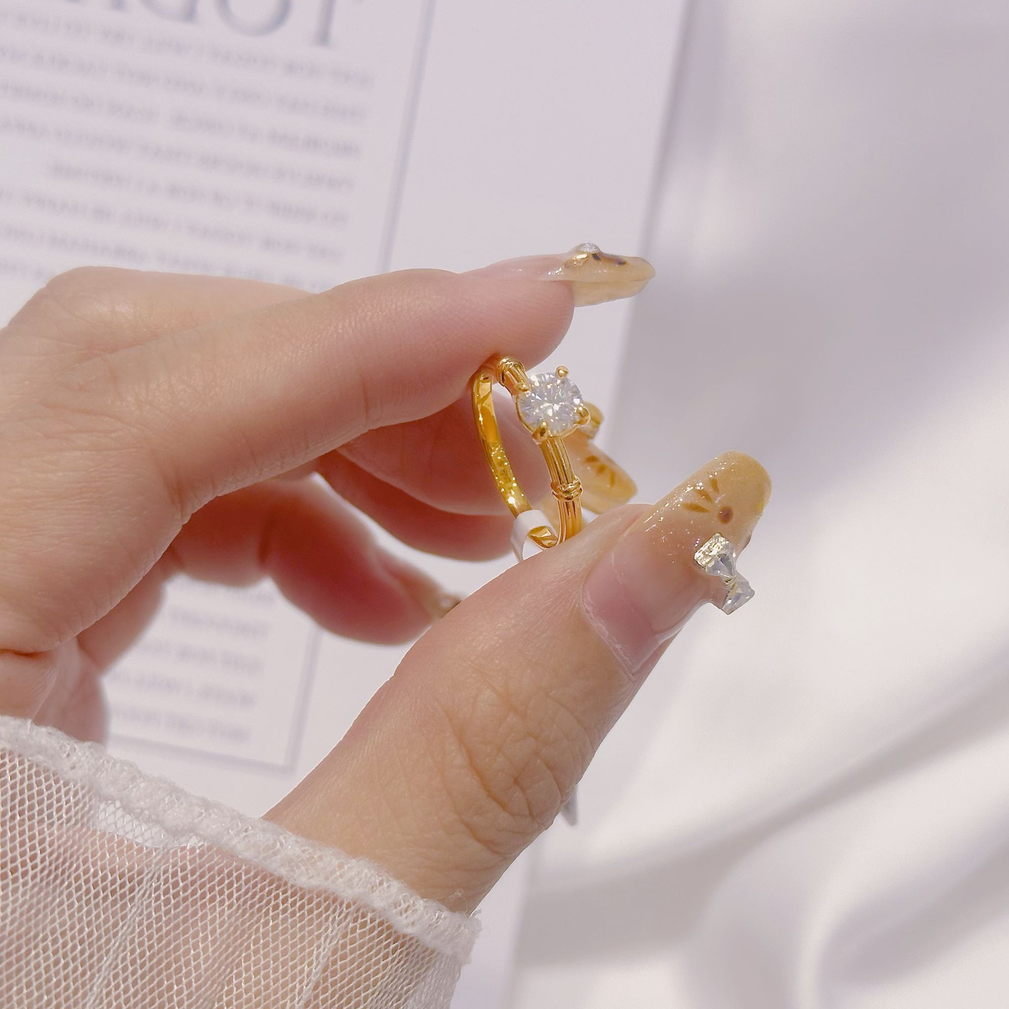 薇薇足金999【鸽子蛋戒】超轻轻奢百搭戒指松女友礼物节日