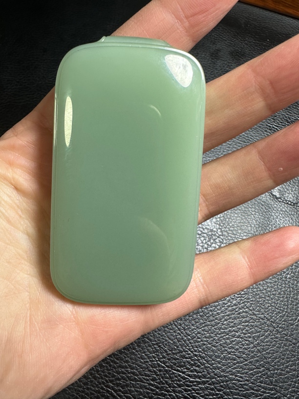 和田玉碧玉冰底粉青无事牌