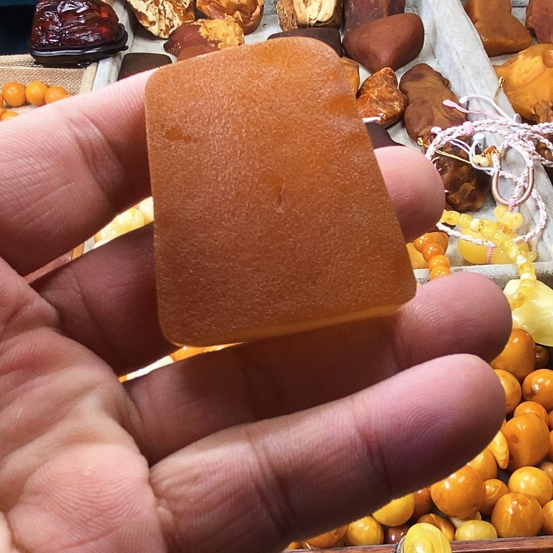 蜜蜡项圈未镶嵌荔枝皮切牌荔枝皮切牌