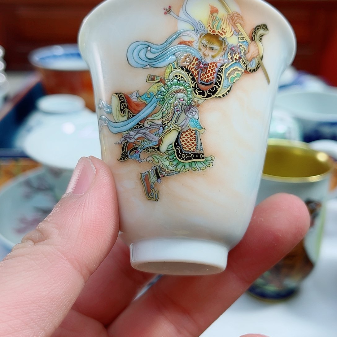 摆件千年瓷都景德镇 艺术关注谢佳豪
