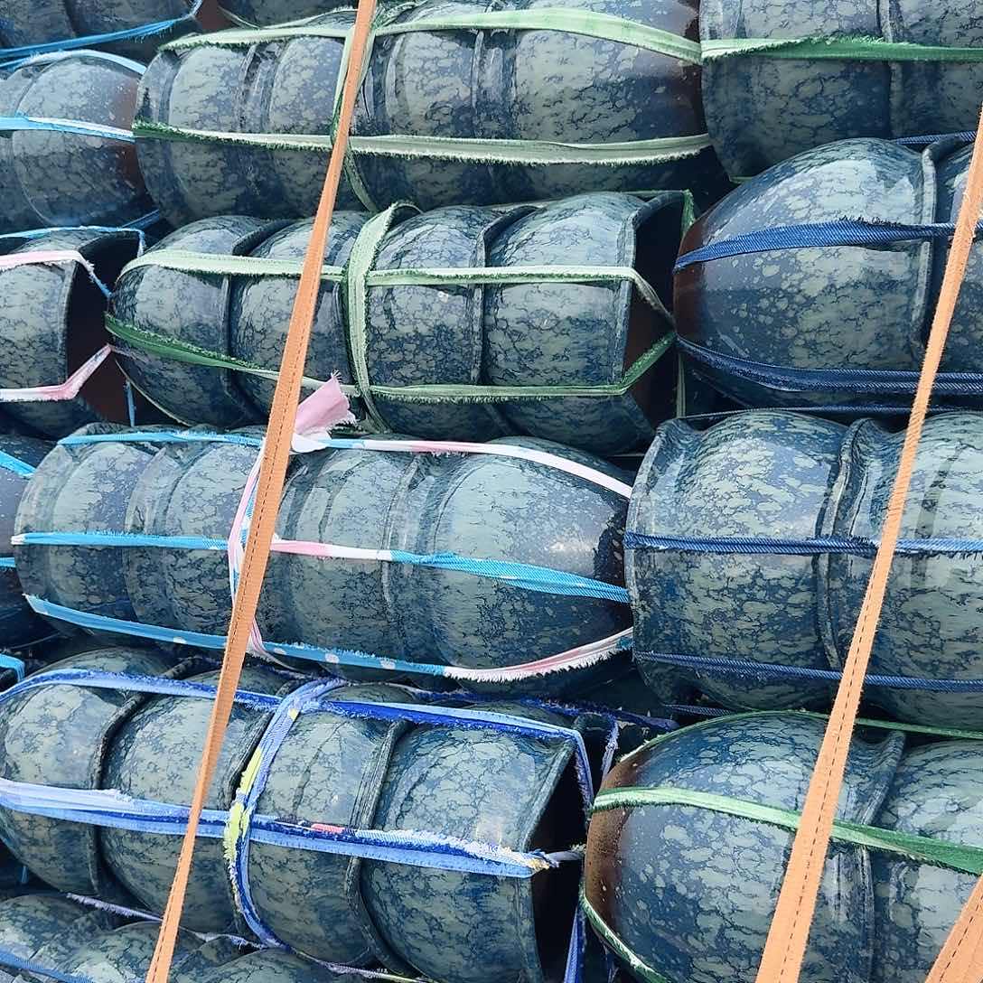 紫砂花盆口20高18（蓝雪花两个花边口