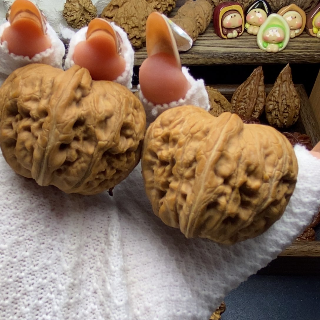 文玩核桃吊坠004元宝42