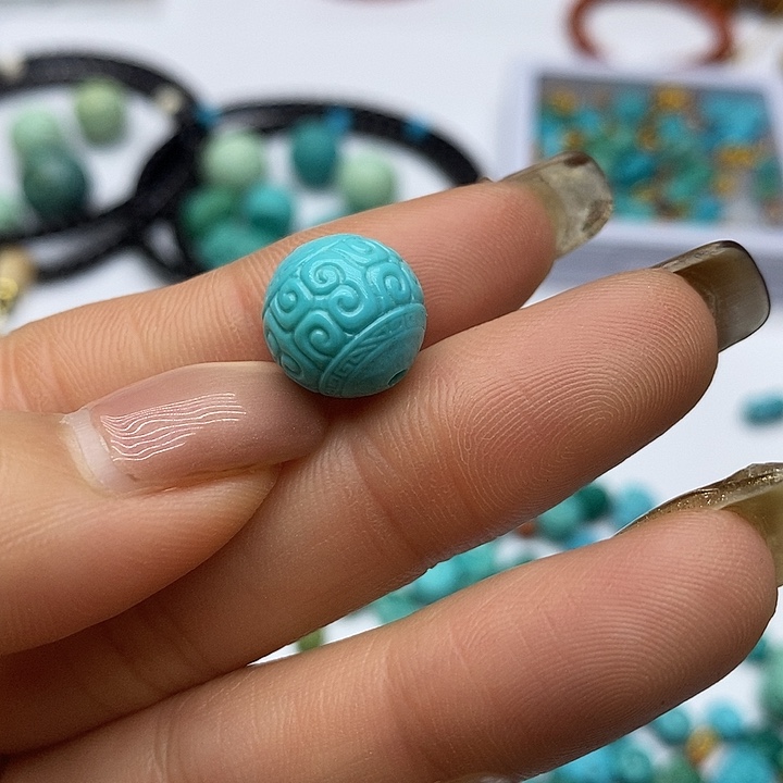 绿松石未镶嵌珠宝奇石