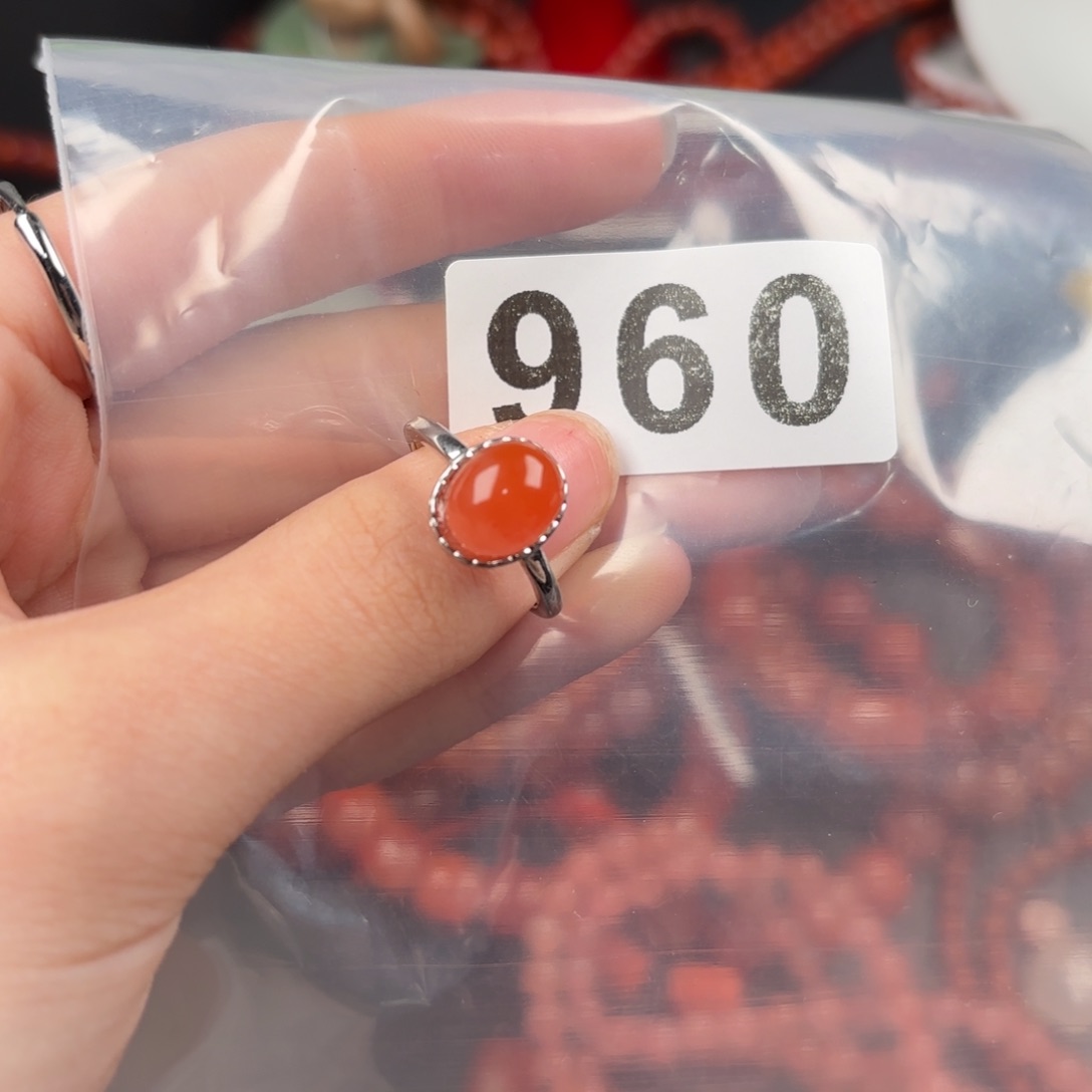 南红玛瑙珠宝奇石未镶嵌