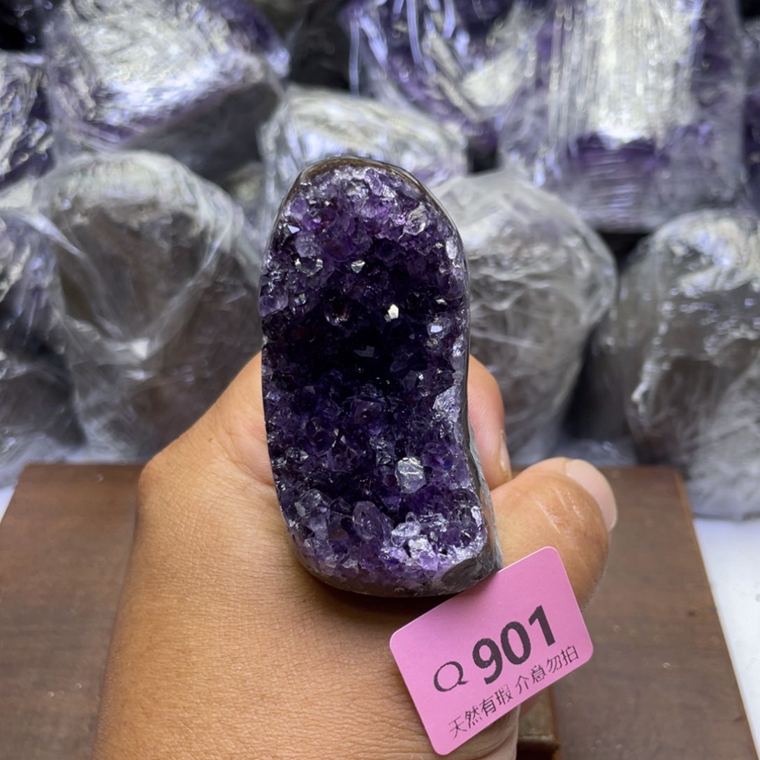 未镶嵌水晶大型摆件（非配饰）