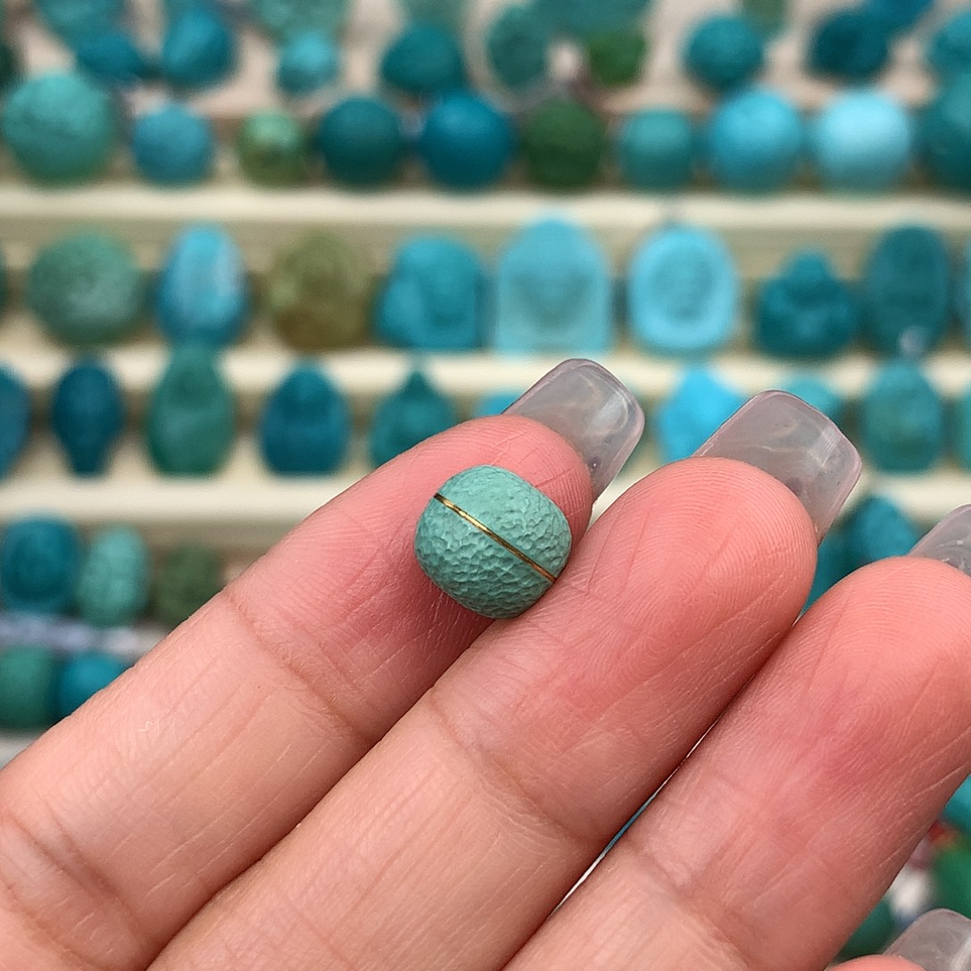 绿松石未镶嵌珠宝奇石8.9