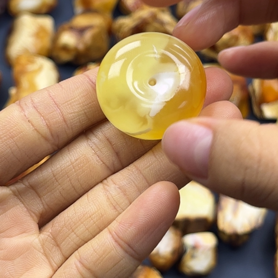 定制琥珀未镶嵌蜜蜡定制