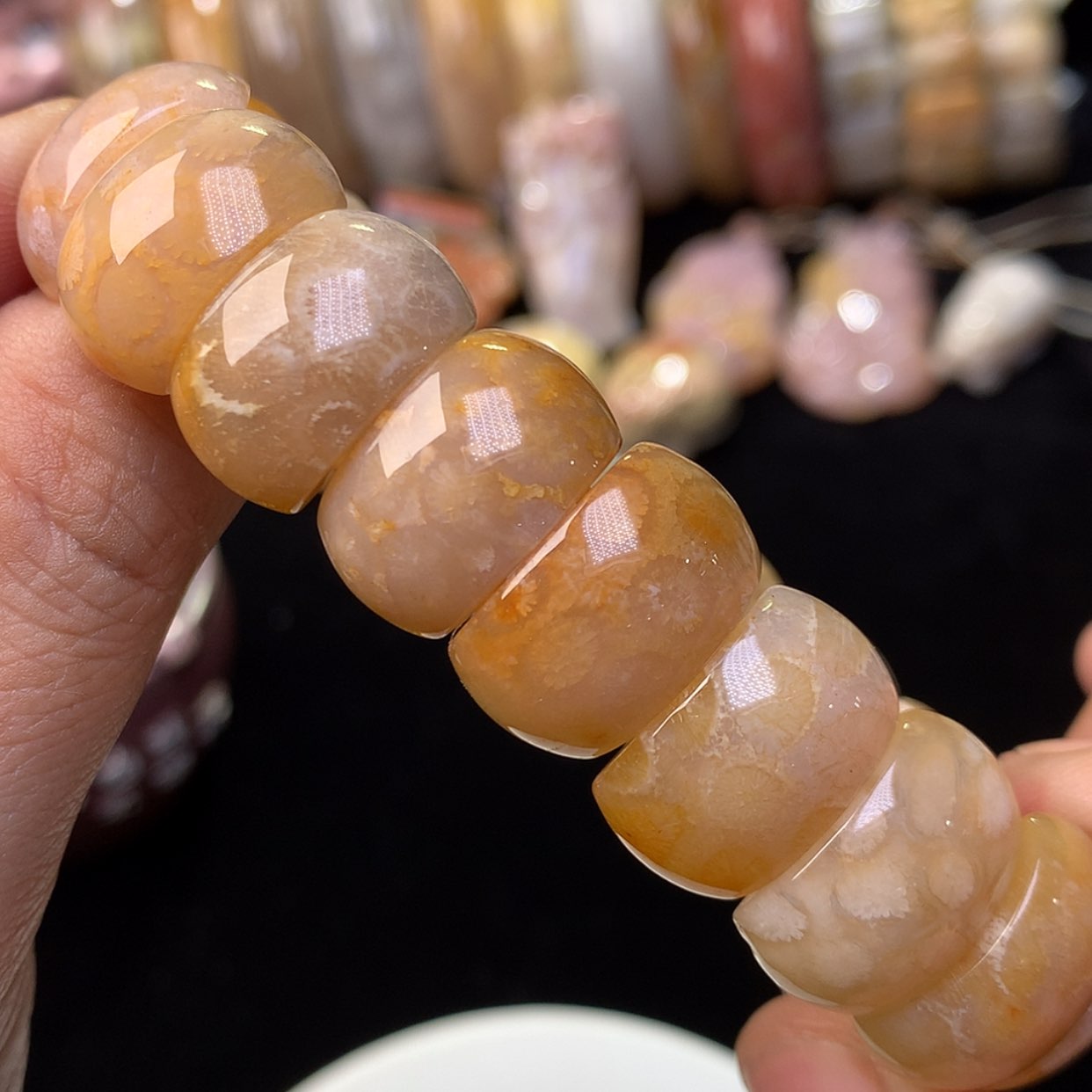 【闪购商品】硅化珊瑚（珊瑚玉）手镯未镶嵌冰糖月牙 300五折大漏