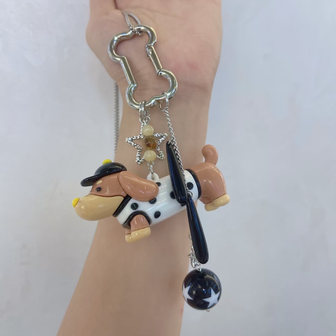 C158咖色波点腊肠狗项链包挂件两用