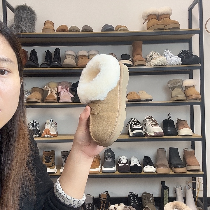 皮毛一体儿童栗色32