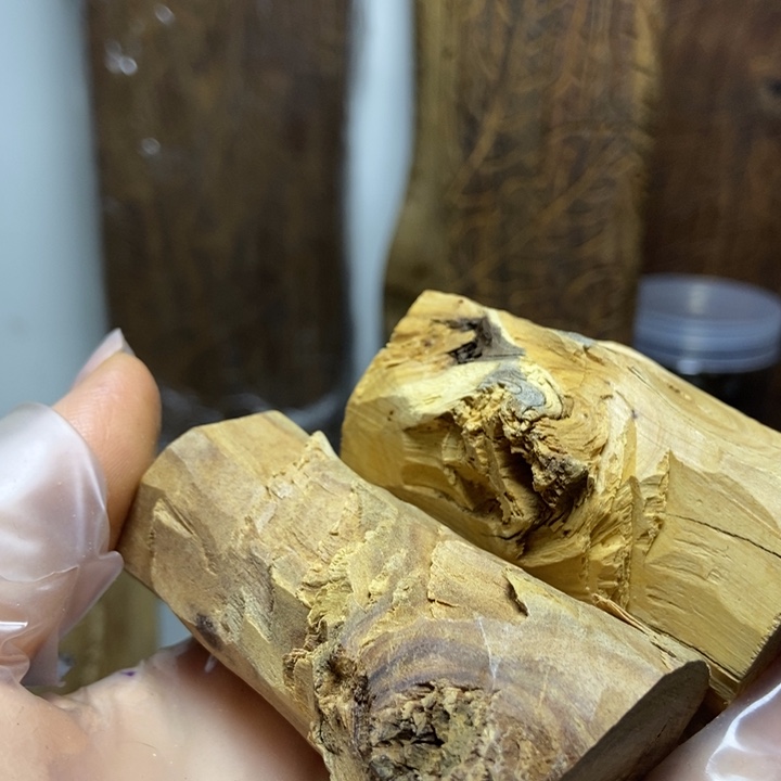 宝***粑木老山檀木料木料