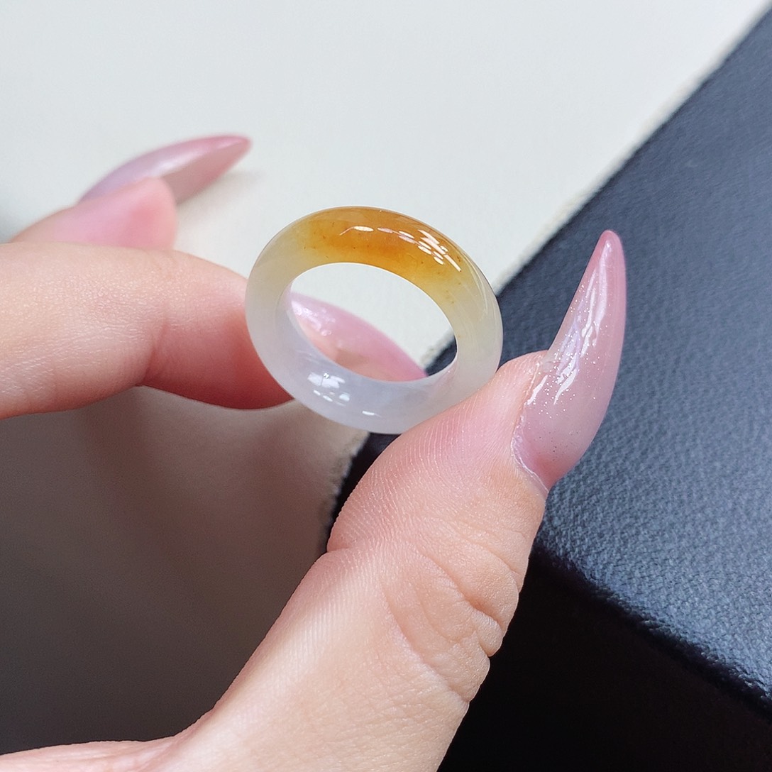 翡翠戒指未镶嵌10-11号