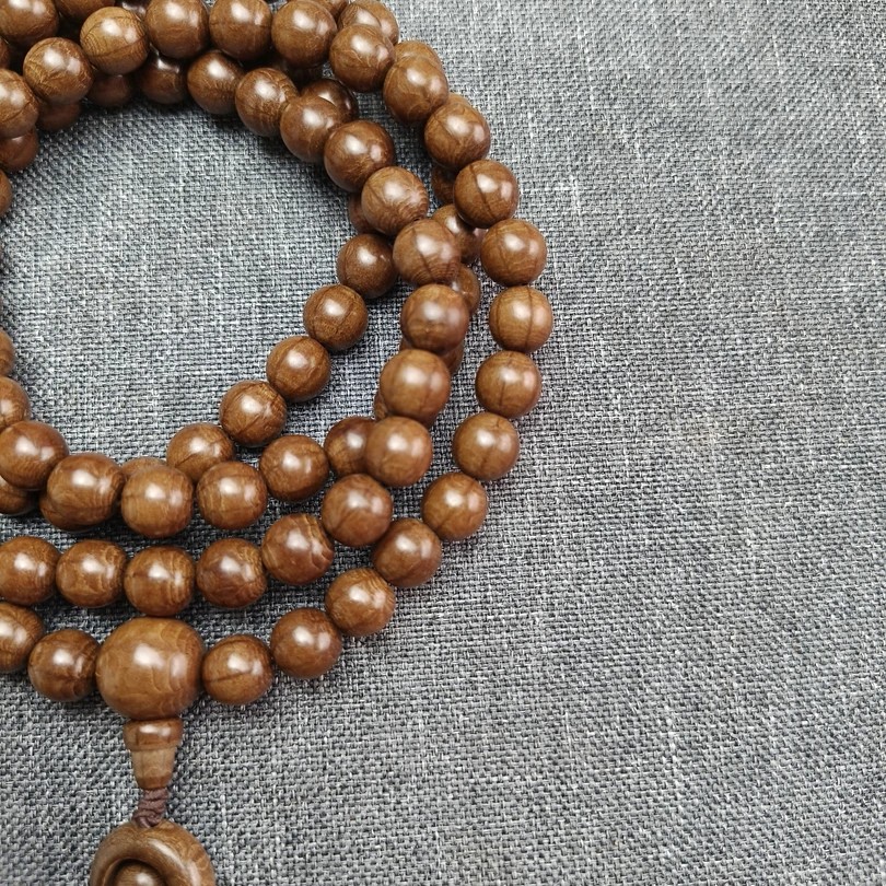 六道木脖挂1.0*108颗