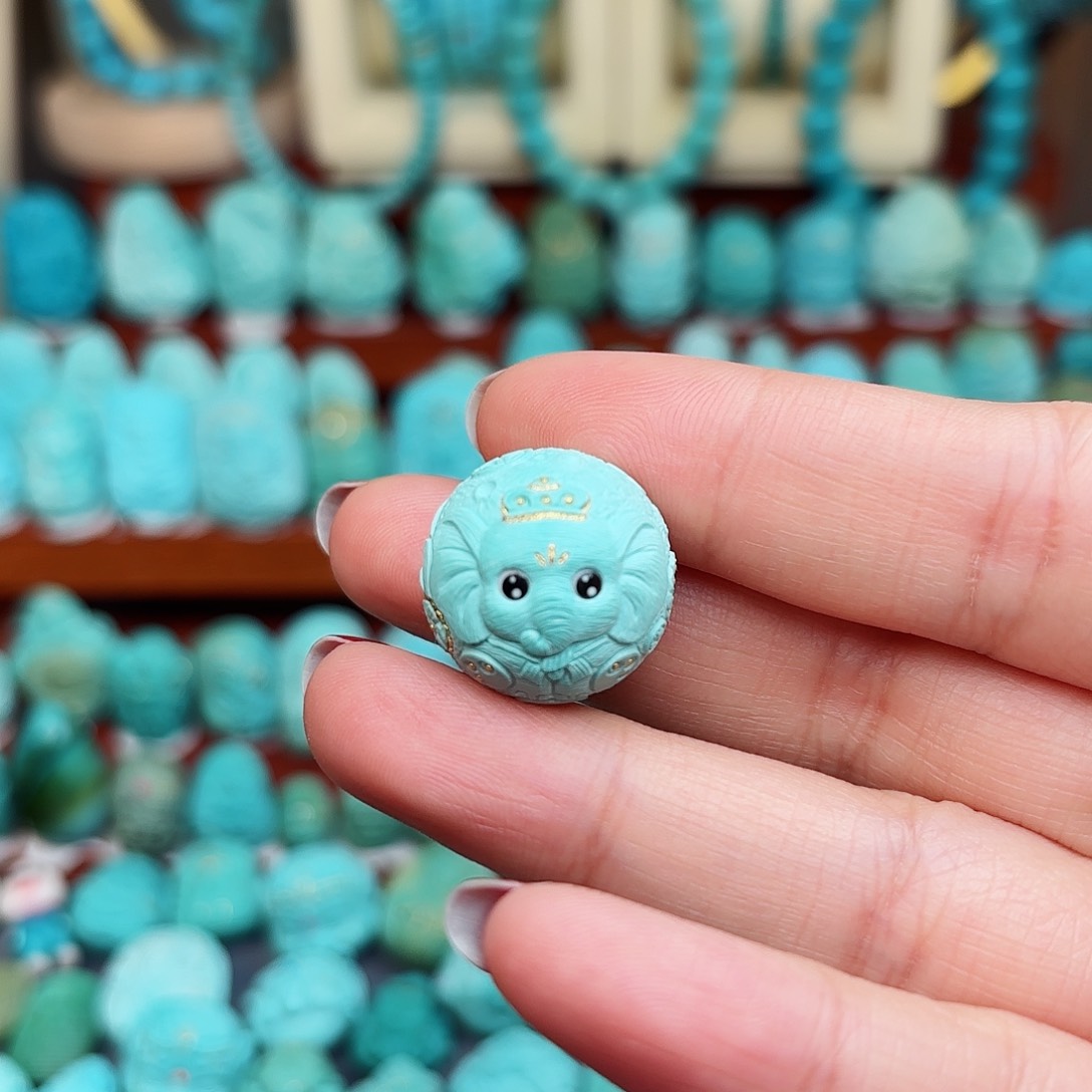 绿松石配饰未镶嵌