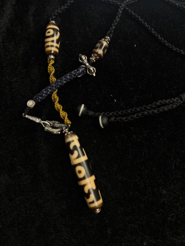 莲师三眼玛瑙珠多样性发货发其一