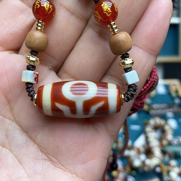 玛瑙/玉髓颈饰合金