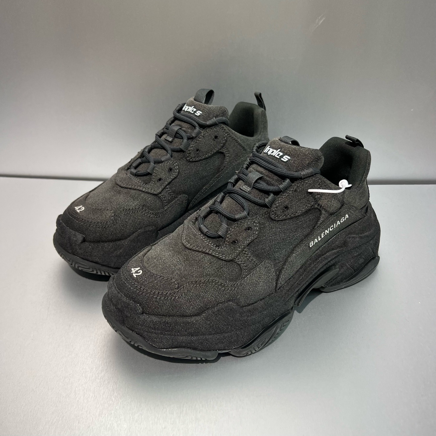 99新 Balenciaga/巴黎世家 Triple+S低帮复古老爹鞋/42码（北京）