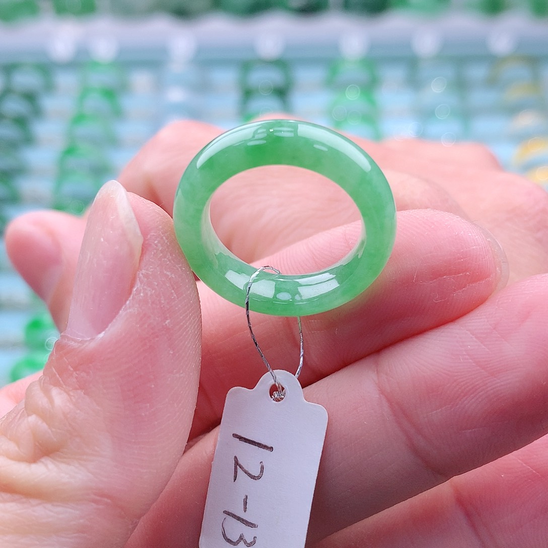 翡翠戒指未镶嵌A货缅甸翡翠