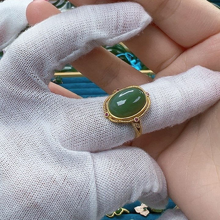 和田玉戒指未镶嵌