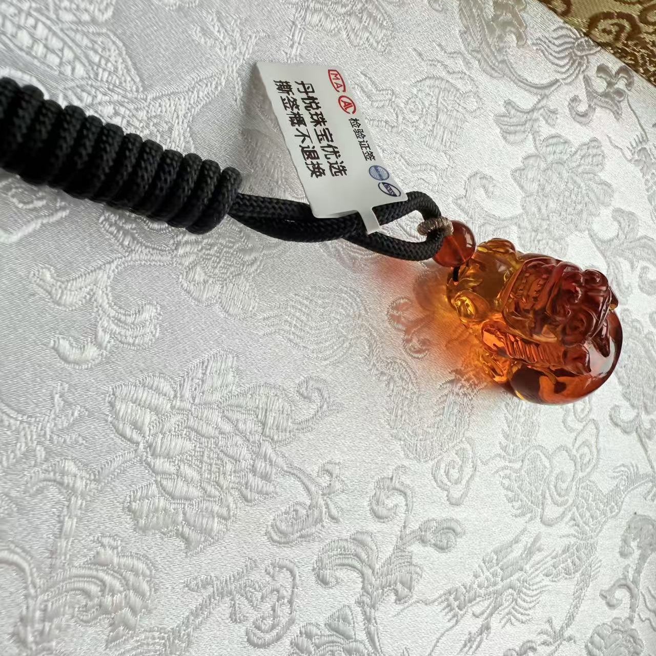 精品天然血珀貔貅吊坠