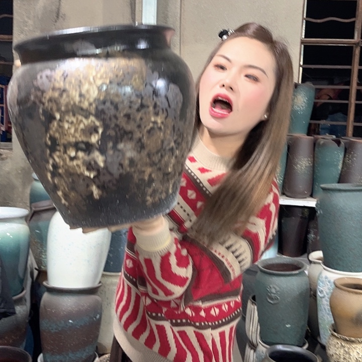 瑕疵颜色不选zzzzzzzz口27高30花盆