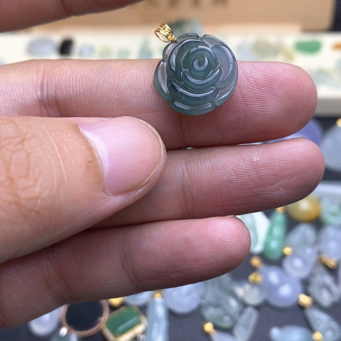 翡翠18K金镶嵌吊坠(不含链)花