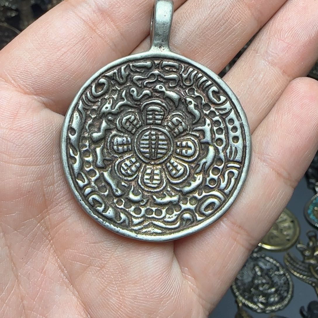 泥塑精品小元素品相完美的