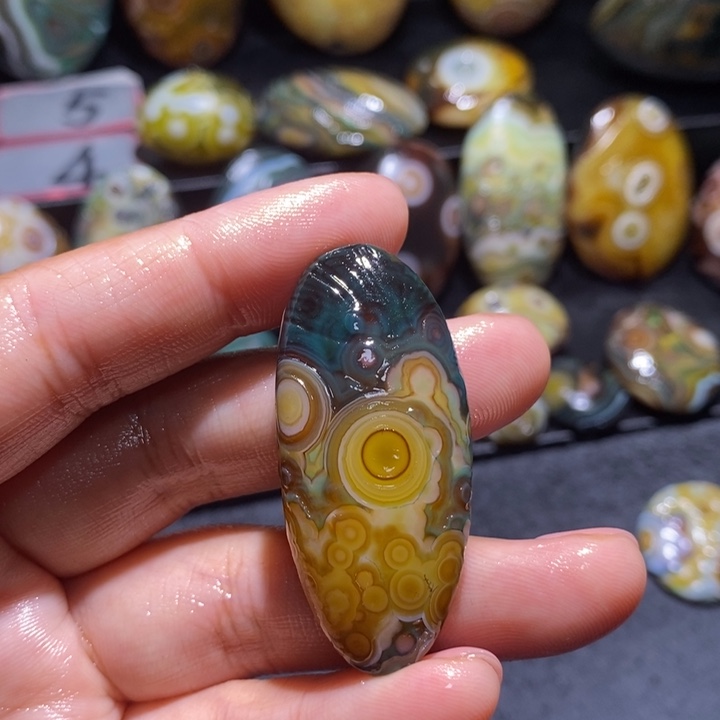 玛瑙/玉髓未镶嵌珠宝半成品27