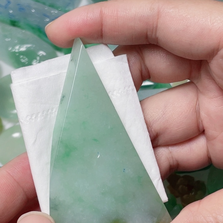 定制翡翠未镶嵌包工