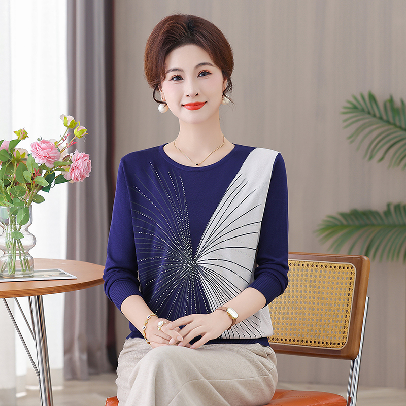 妈妈秋装毛衣长袖新款针织打底圆领中老年宽松时尚针织衫洋气上衣
