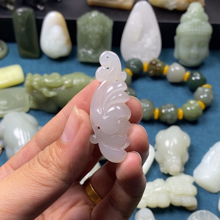 未镶嵌和田玉挂件
