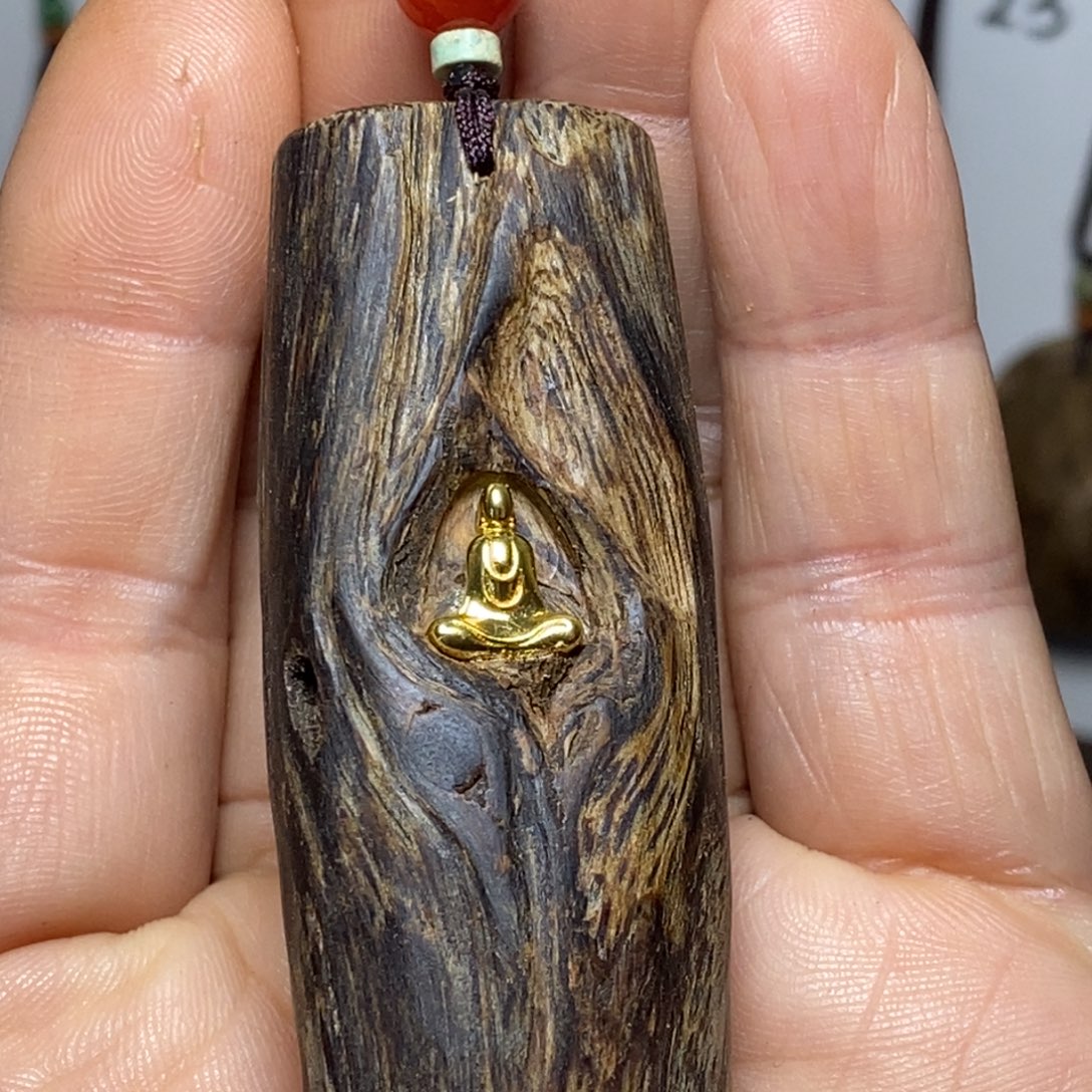 沉香沉香碎屑随形23.5克