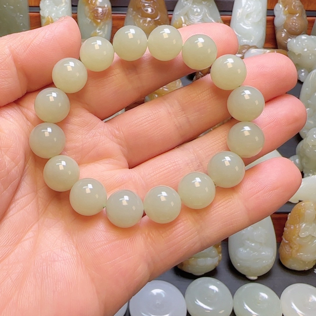 和田玉颈饰未镶嵌苏*